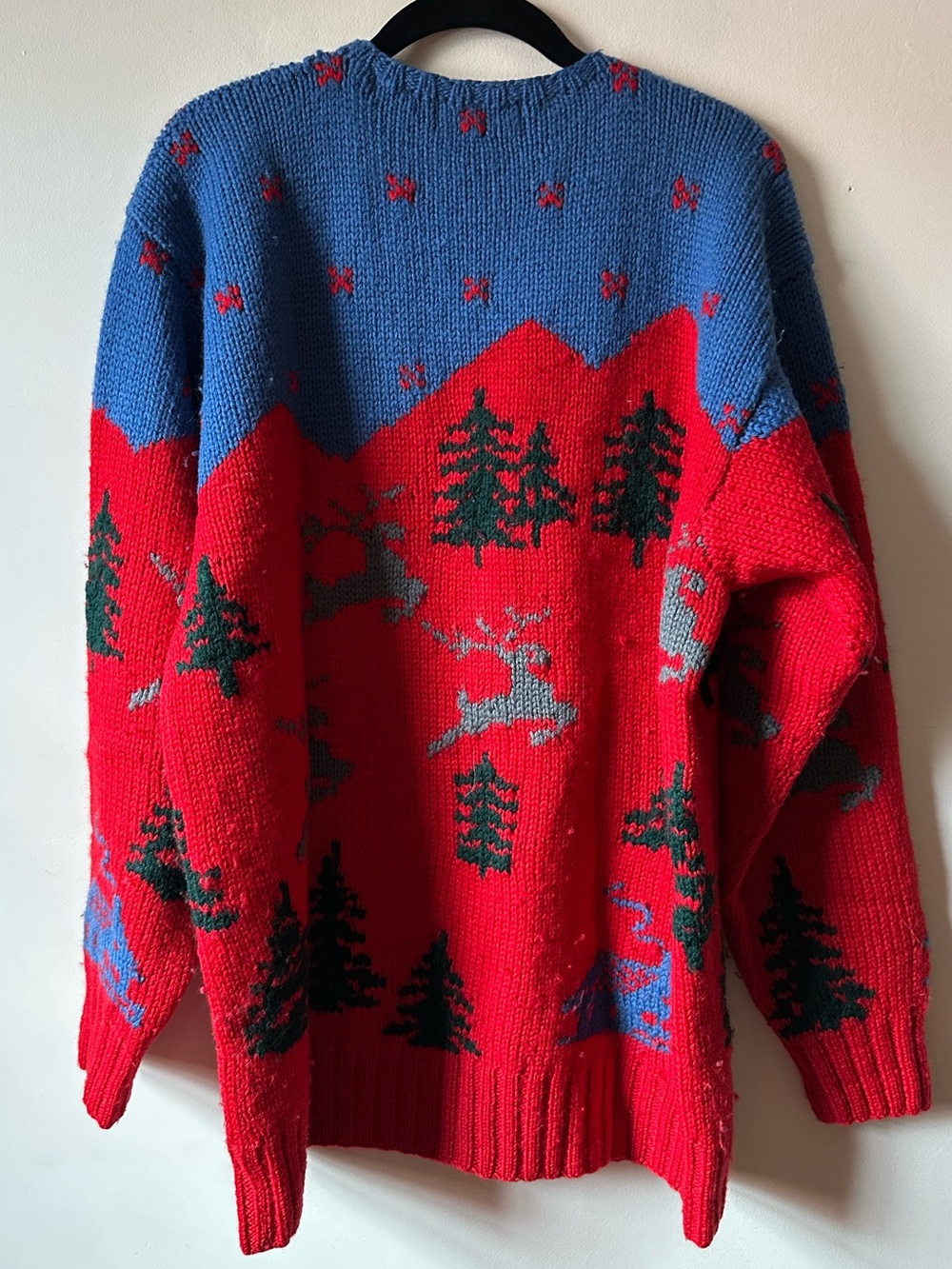 Vintage Wool Hand Knitted Chunky Christmas Sweater Reindeer Trees - Picture 4 of 4